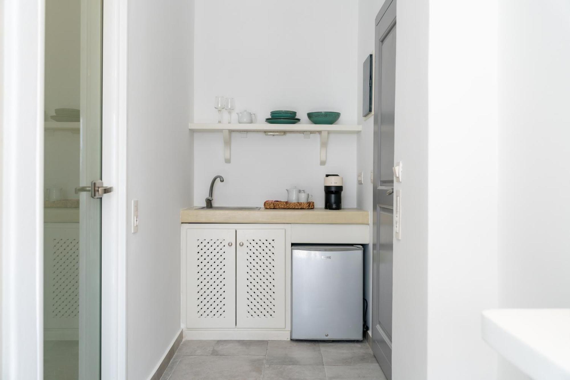 Enalion White Suites Oia Kültér fotó