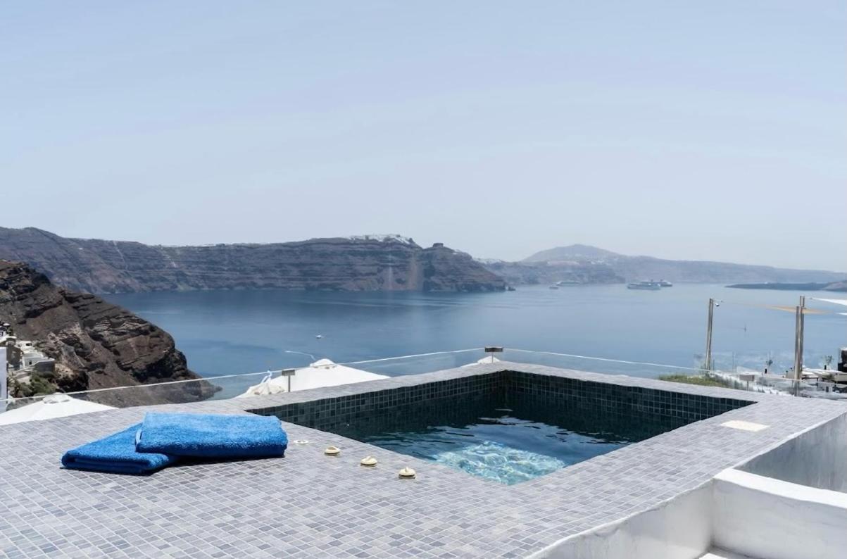 Enalion White Suites Oia Kültér fotó
